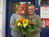 Mit einem Blumenstrauß bedankte sich Christine Schrock bei Brigitte Pancur
